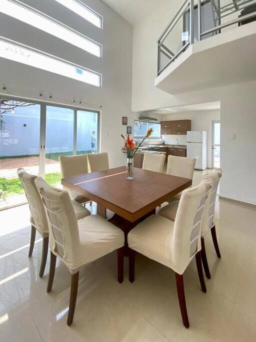 Heroica Alvarado Victoria'S Beach House מראה חיצוני תמונה